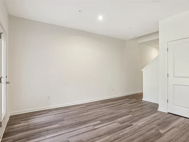 2587 Grey Hawk Dr — Photo 28