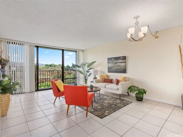 98-500 Koauka Loop APT 10D, Aiea, HI 96701