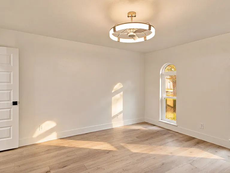2733 Teakwood Dr — Photo 13