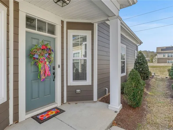 449 Heartfield Dr, Chesapeake, VA 23322