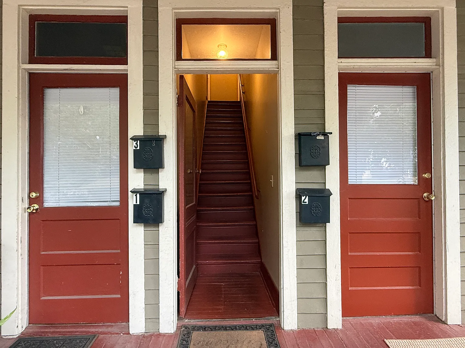 1 bed, 700 sqft, $1,145 — Photo 2