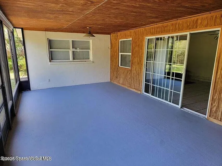 200 Southgate Blvd — Photo 11