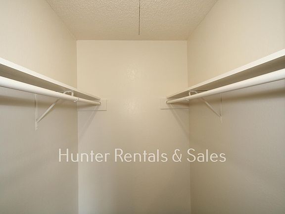 3rd image of 3903 Hereford Ln APT D