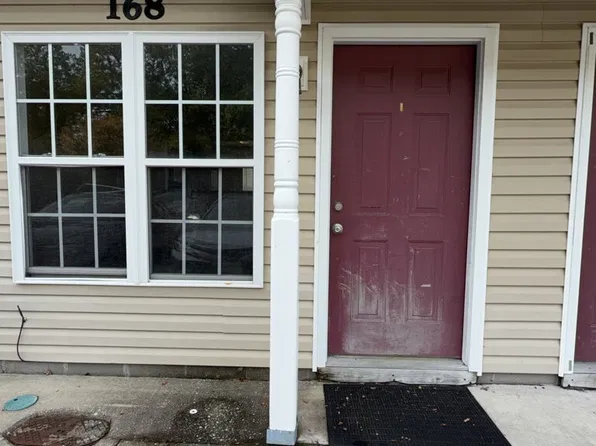 168 Cornerstone Pl, Jacksonville, NC 28546