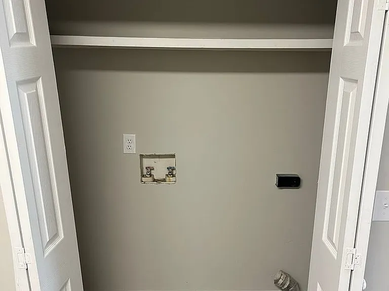 807 Ash Street Ext — Photo 9