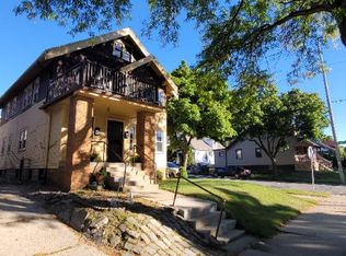 3702 N 24th Pl, Milwaukee, WI