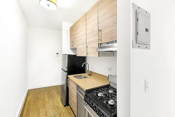 Rented by Freestone Property Group | media 3