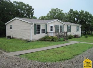 21129 Deer Haven Dr, Warsaw, MO 65355