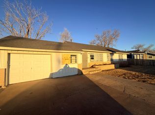 1216 College Ave, Levelland, TX 79336