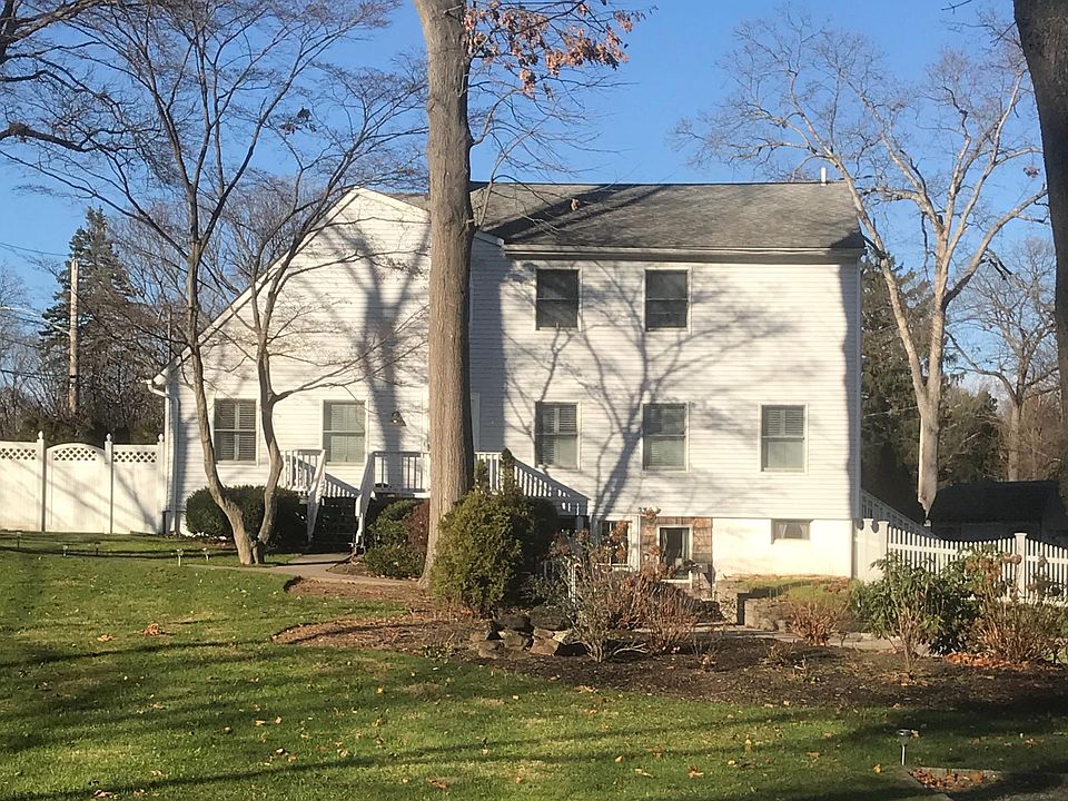 1st image of 519 Park Ave