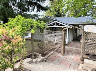 2718 NE 94th St, Seattle, WA 98115