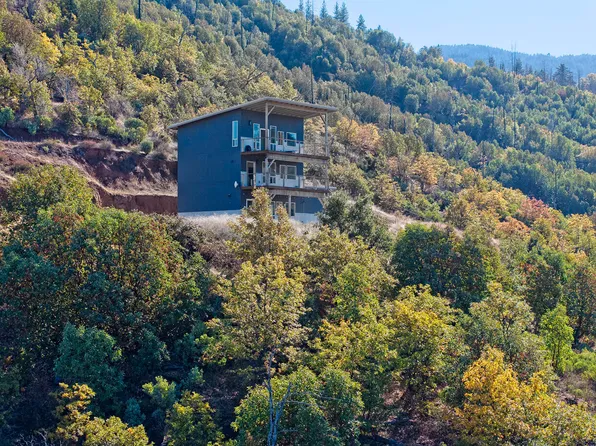 3152 Siskiyou Blvd, Ashland, OR 97520