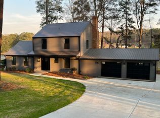 1100 Clearwater Dr, Sanford, NC 27330