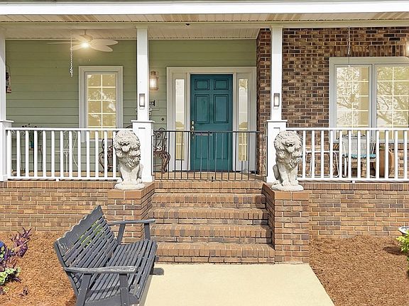 4th image of 212 Hammond Rd