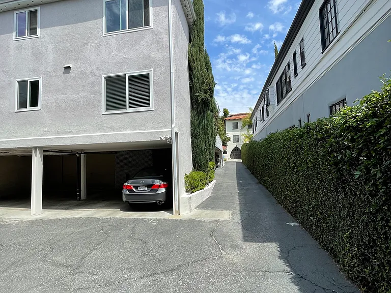 1945 Palmerston Pl — Photo 18