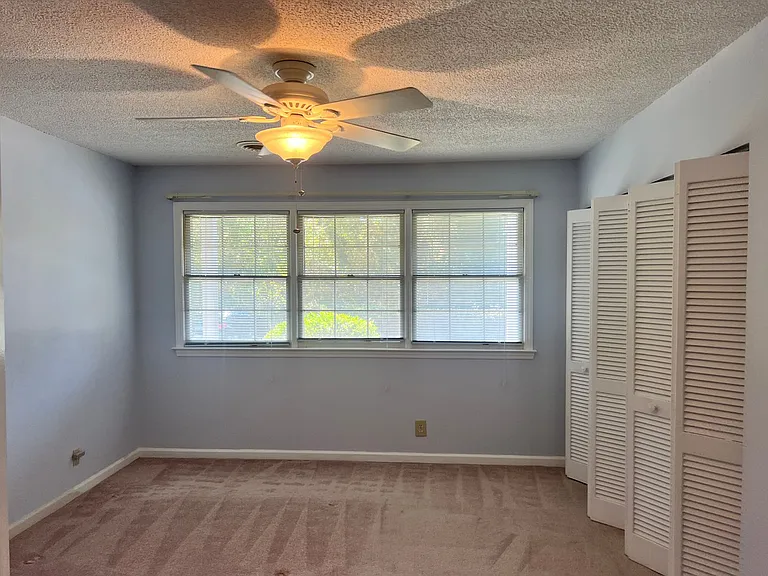 1210 Benna Dr #6-F — Photo 11