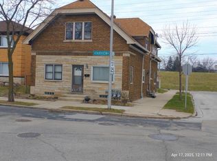 6233 W Fairview Ave #1, Milwaukee, WI 53213