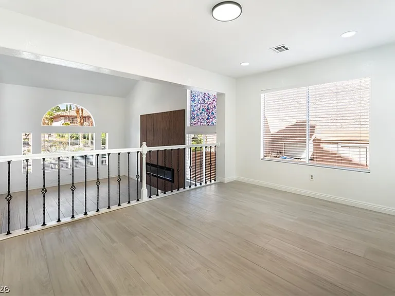 9417 Low Tide Ct — Photo 10