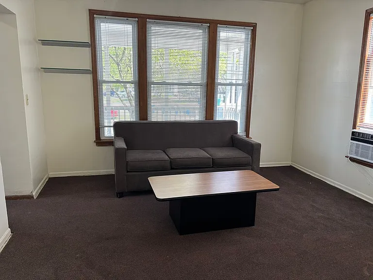 524 S Forest Ave — Photo 8