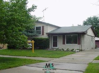 34346 Rhode Island St, Clinton Township, MI