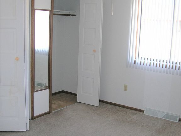 3rd image of 5678 Threasa St