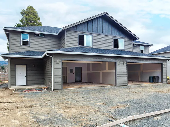 101 Dove Pl, Rogue River, OR 97537