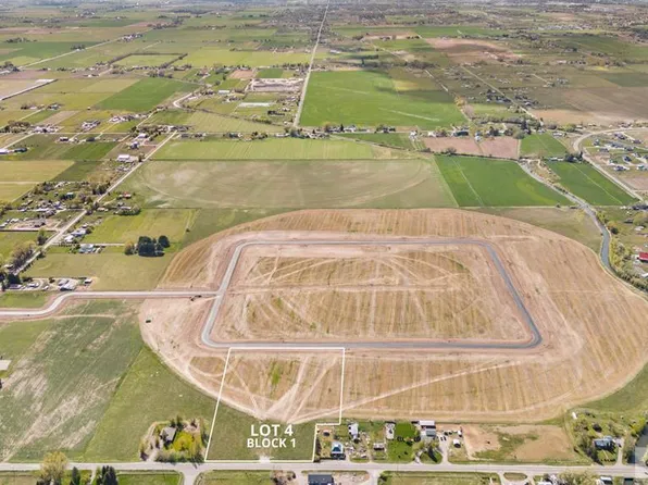 75 Sunset Loop #L4b1, Rigby, ID 83442