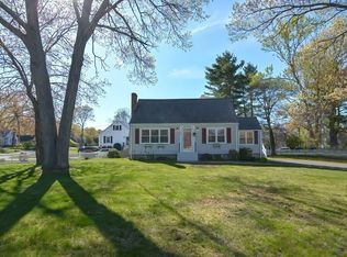 9 Eastman Ave, Foxboro, MA 02035