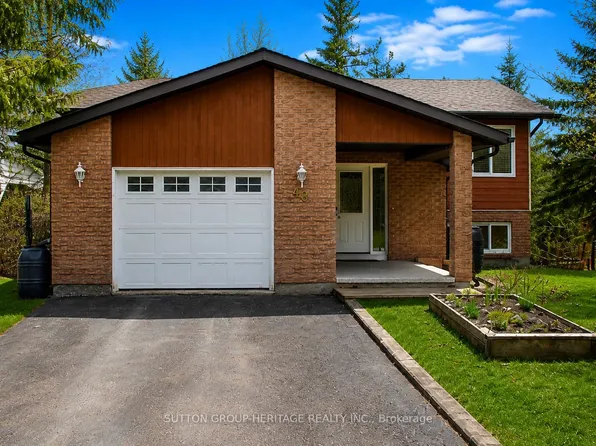 48 Cedartree Ln, Kawartha Lakes, ON K0M 1A0