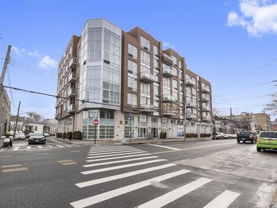 108 Neptune Ave #3M, Brooklyn, NY, 11235