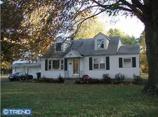 1033 Barksdale Rd, Newark, DE 19711