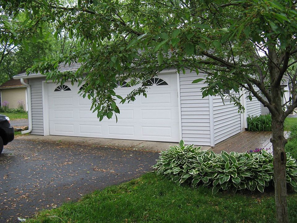 2nd image of 3101 Cornell Rd