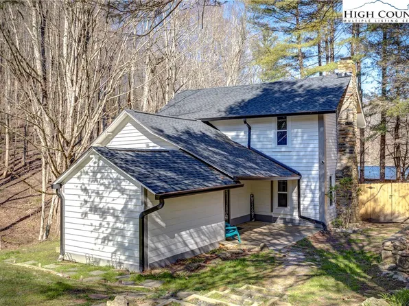 148 Fox Hill Road, Vilas, NC 28692