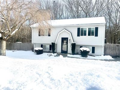 16 Drawbridge Dr, West Warwick, RI, 02893