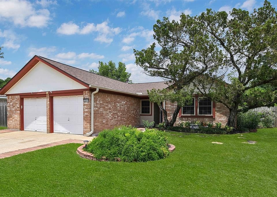 1st image of 22618 Smokey Hill Drive