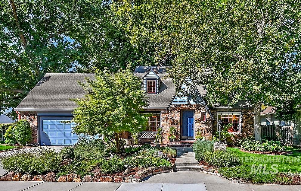 3907 N Oak Park Pl, Boise, ID 83703 Zillow