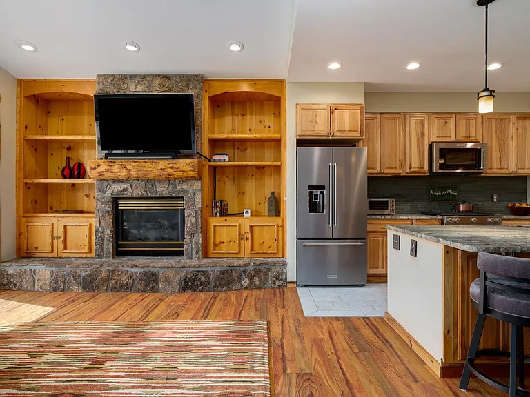 1482 Steamboat Blvd — Photo 27