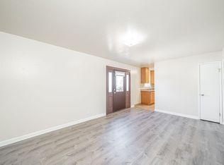 1427 9th St #4, Berkeley, CA 94710