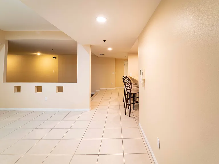 12011 Goshen Ave #202 — Photo 13