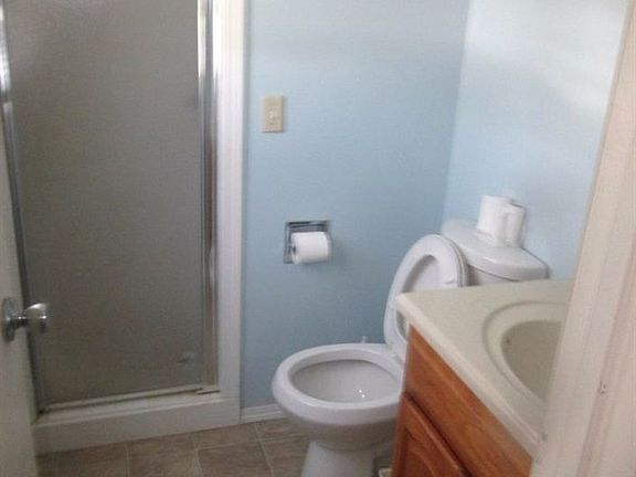5th image of 102 Doyle Dr