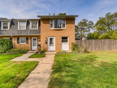 124 S Hale Ave, Bartlett, IL, 60103