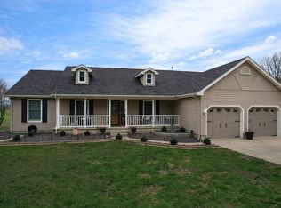 2861 College Street Rd, Salem, IL 62881