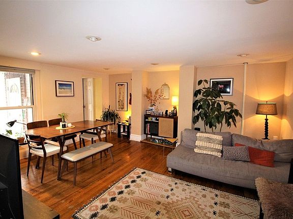 3rd image of 271 Sackett St #1