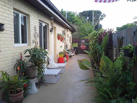 outside view of apartment