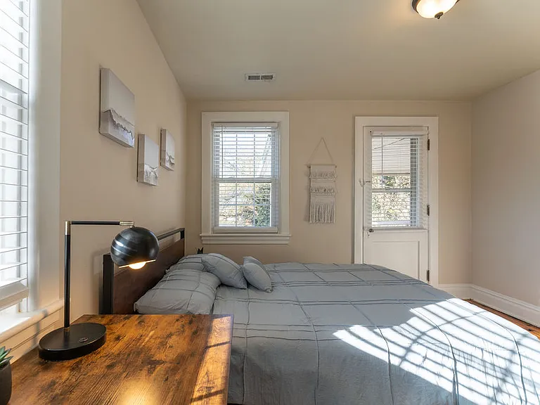 313 Frederick St — Photo 25