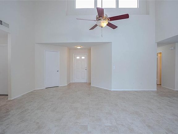3rd image of 8906 Bayaud Dr