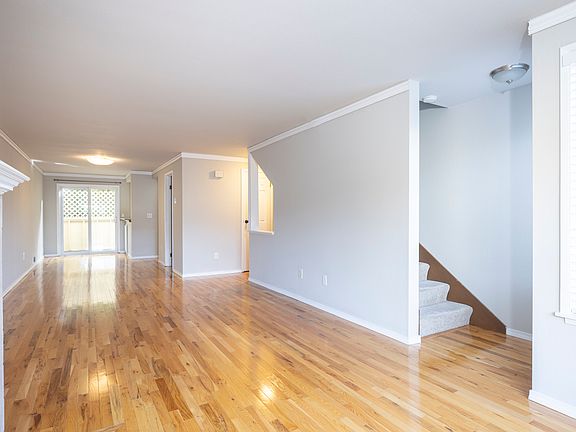 3rd image of 11802 98th Ave NE