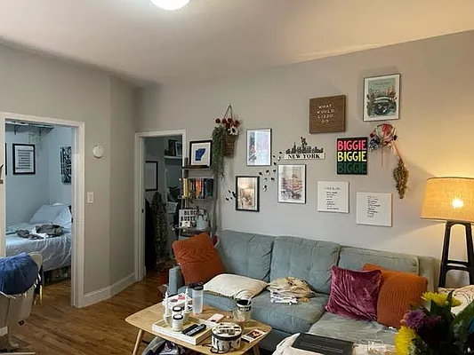 Rented by Friedman Roth Realty | media 11