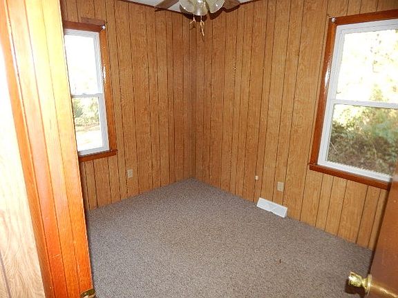 5th image of 1109 Clairmont Hts