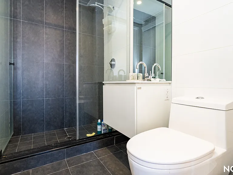 530 Midwood St #2J — Photo 10